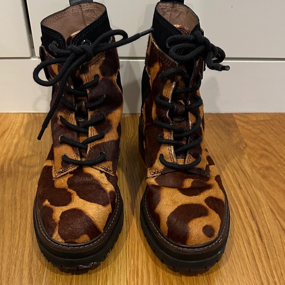 Louise et Cie Shoes - Louise eat Cie Lace Up Cow Hair Moto Boots W5.5